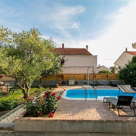 Vacation Home Duilo Donji Zemunik Buitenkant foto